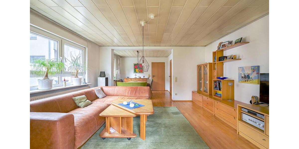Einfamilienhaus Karlsruhe Rüppurr - 8 Zimmer, 184 m&sup2;, 650.000&euro; | Angebot:27132353