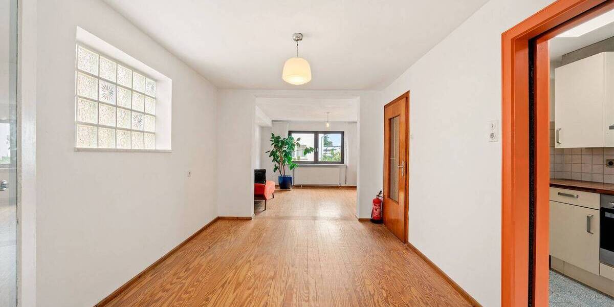 Mehrfamilienhaus, Wohnhaus Oberhausen-Rheinhausen Oberhausen - 8 Zimmer, 220 m&sup2;, 430.000&euro; | Angebot:26912755