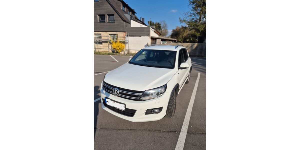 VW Tiguan 202.500 km 8.100 &euro; Knittlingen 75438