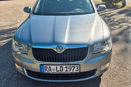 Skoda Superb 243.000 km 7.300 &euro; Gaggenau 76571
