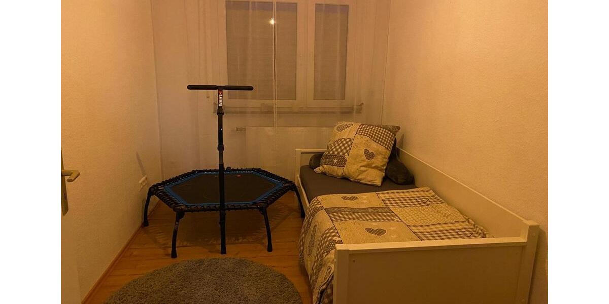 Erdgeschoßwohnung Bretten - 3.5 Zimmer, 75 m&sup2;, 990&euro; | Angebot:25267185