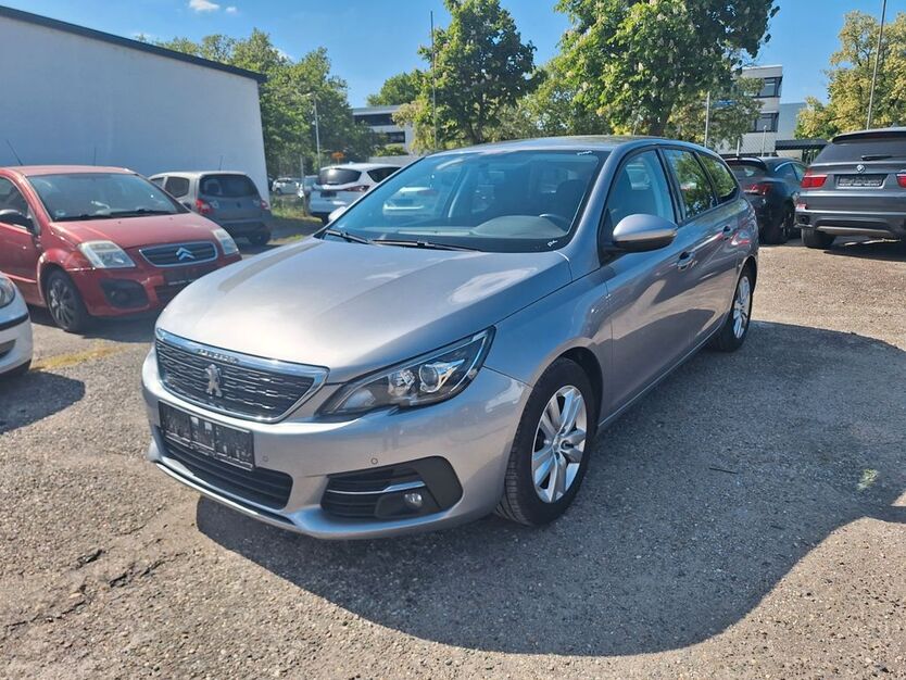 Peugeot 308 144.000 km 9.990 € Karlsruhe 76185