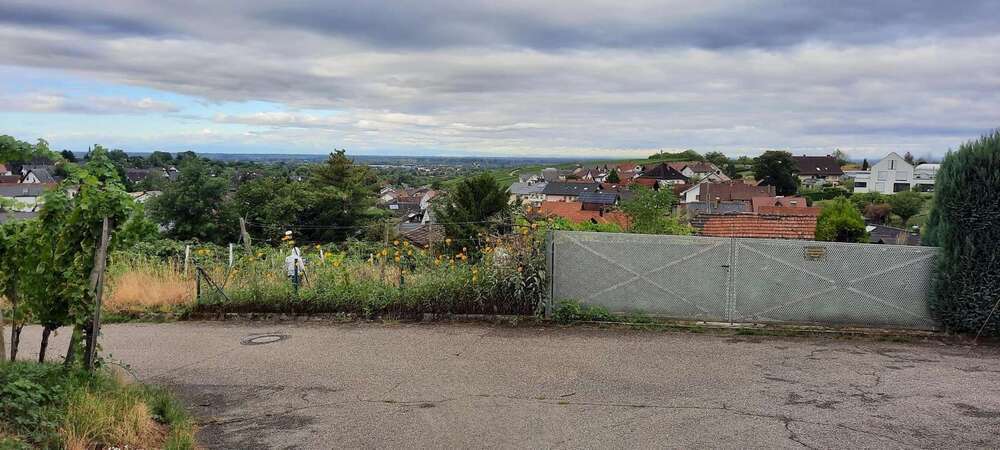 Grundstück zu verkaufen in Baden-Baden-Varnhalt 410.000 € 950 m²