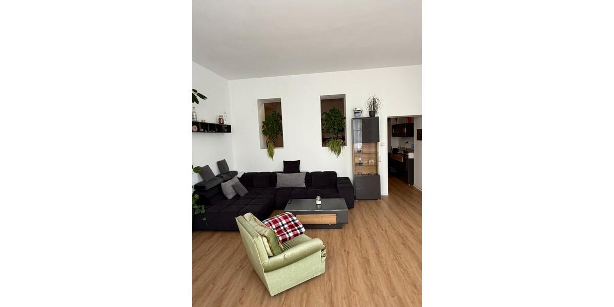 Hochparterre Pforzheim Weststadt - 3 Zimmer, 120 m&sup2;, 1.150&euro; | Angebot:26162893