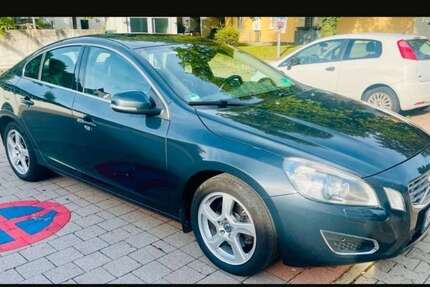 Volvo S60 165.000 km 6.500 &euro; Weiherfeld-Dammerstock (Karlsruhe) 76199