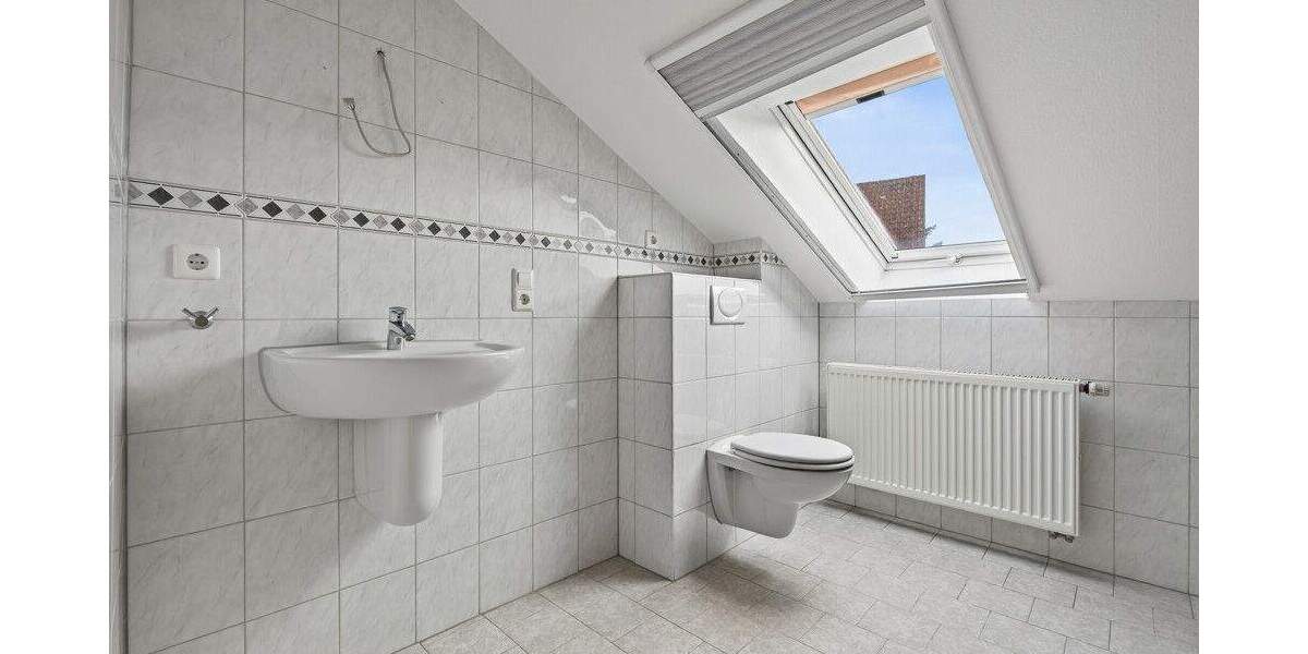 Gemütliche 3-Zimmer-Dachgeschoss Wohnung - Ideal für alle, die es heimelig mögen 3 zimmer