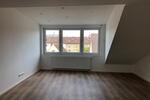 Dachgeschoßwohnung Bruchsal - 2.5 Zimmer, 72 m&sup2;, 1.200&euro; | Angebot:26326693