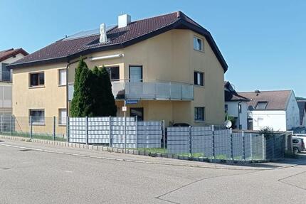 Schöne, großzügige 4,5 Zi.Whg.125m², mit Gartenterrasse u. Garten zimmer
