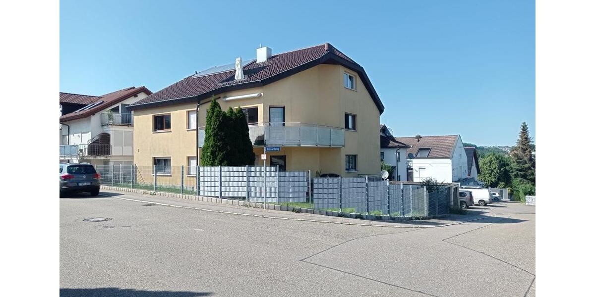 Schöne, großzügige 4,5 Zi.Whg.125m², mit Gartenterrasse u. Garten zimmer
