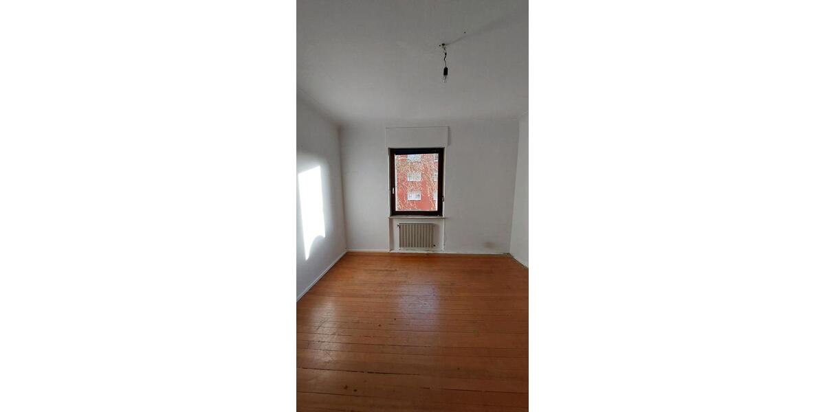 Etagenwohnung Pforzheim Weststadt - 2 Zimmer, 58 m&sup2;, 150.000&euro; | Angebot:24863814