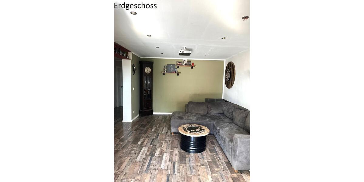 Mehrfamilienhaus, Wohnhaus Eggenstein-Leopoldshafen Leopoldshafen - 10 Zimmer, 265 m&sup2;, 755.000&euro; | Angebot:24592835