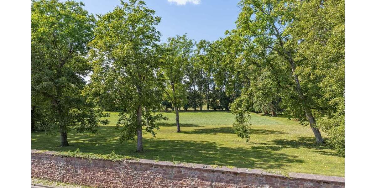 Haus zum Kaufen in Karlsruhe 119.000 € 65 m² 2.5 zimmer