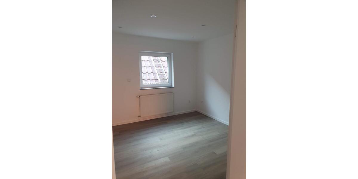 Doppelhaushälfte Bretten - 5 Zimmer, 110 m&sup2;, 1.350&euro; | Angebot:26581929