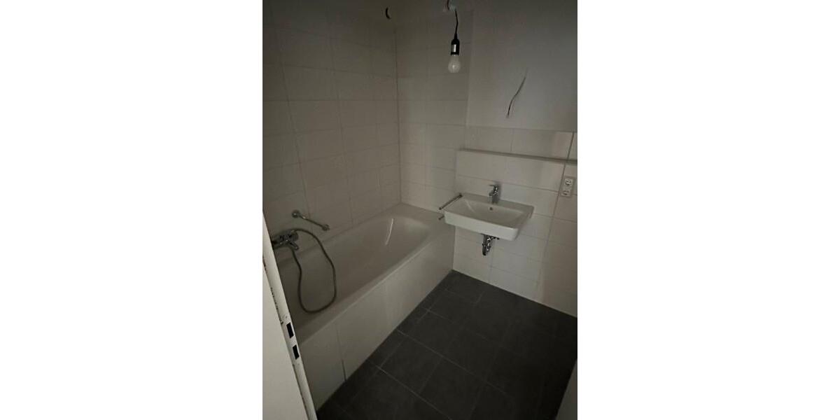 Erdgeschoßwohnung Karlsruhe Südstadt - 3 Zimmer, 77 m&sup2;, 813&euro; | Angebot:25720478