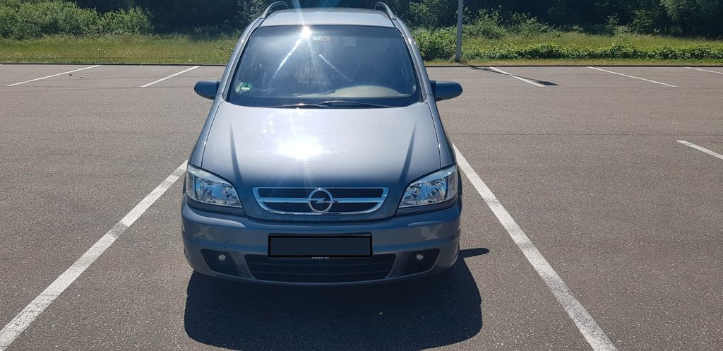 Opel Zafira 219.810 km 2.849 &euro; Wörth am Rhein 76744