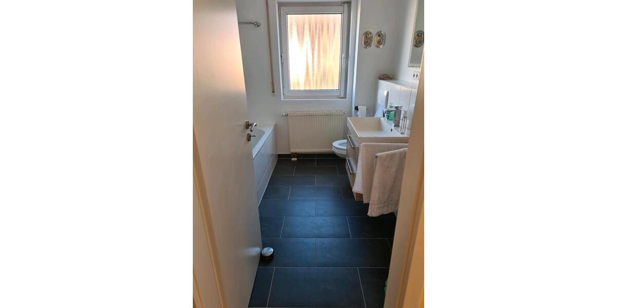 Erdgeschoßwohnung Gernsbach - 4 Zimmer, 98 m&sup2;, 369.000&euro; | Angebot:26102810