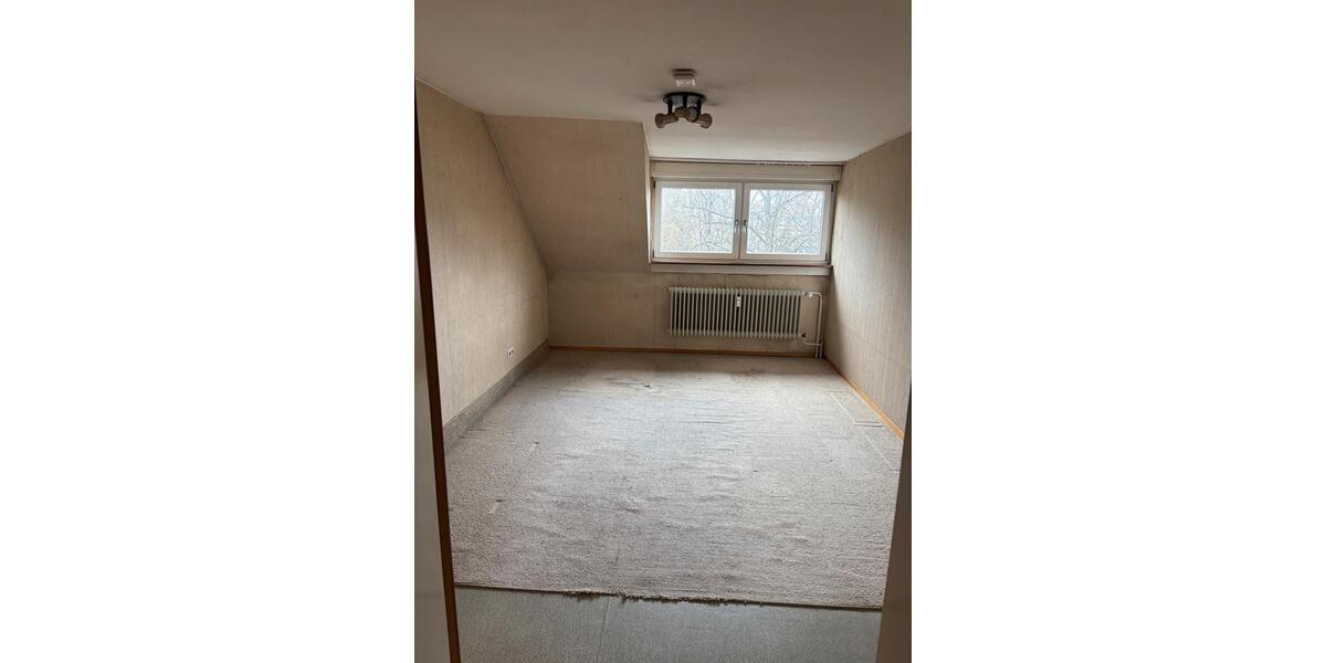 Dachgeschoßwohnung Karlsruhe Durlach - 3 Zimmer, 70 m&sup2;, 880&euro; | Angebot:26211097