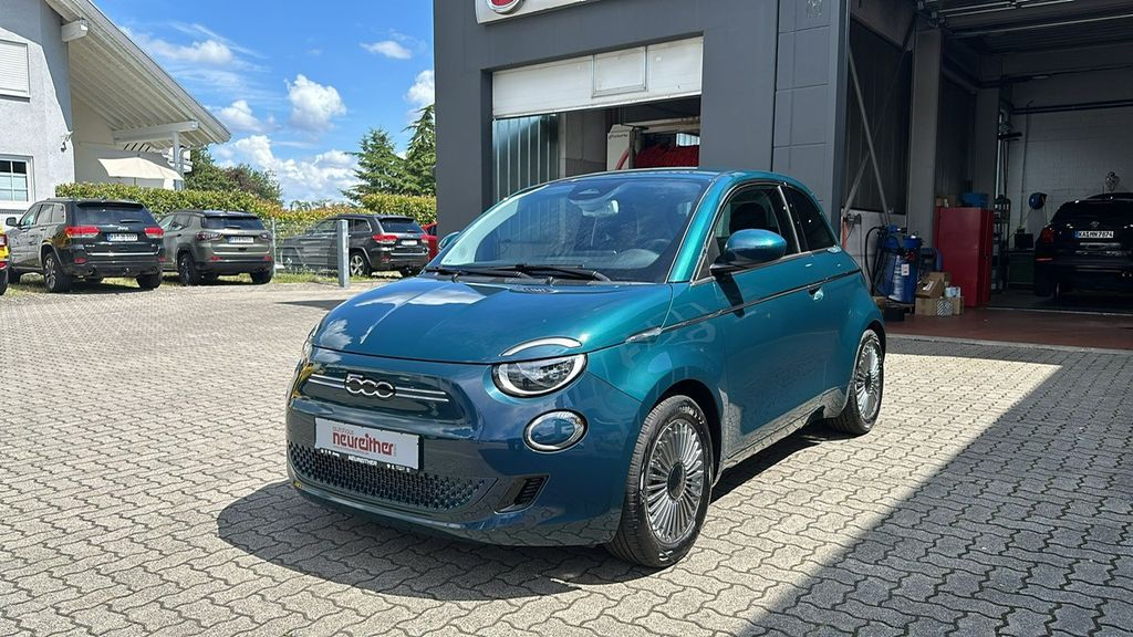 Fiat 500e 7.500 km 21.590 &euro; Karlsruhe 76185