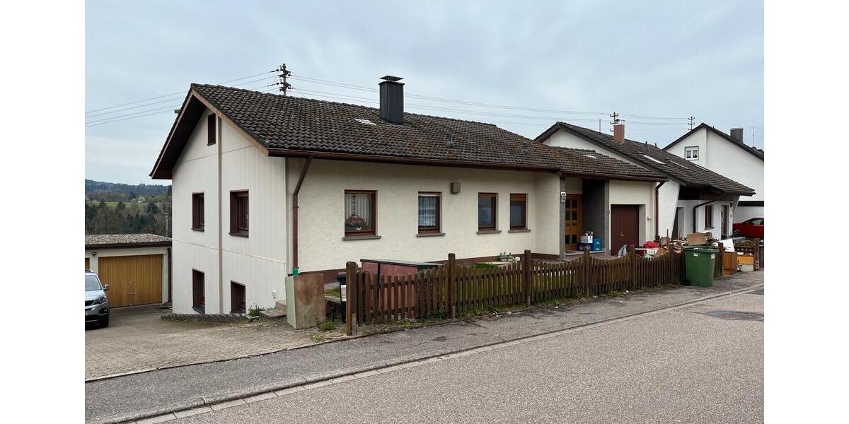 Mehrfamilienhaus, Wohnhaus Marxzell - 6 Zimmer, 143 m&sup2;, 590.000&euro; | Angebot:26375738