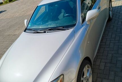 Lexus IS 220 123.000 km 8.200 &euro; Bellheim 76756