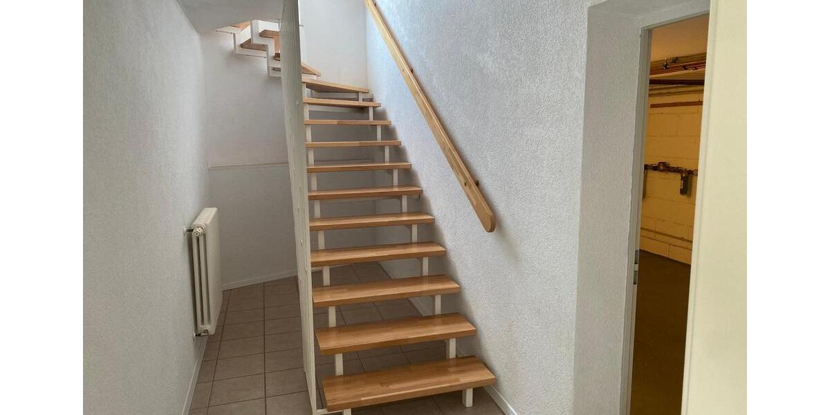 Reihenhaus Bellheim - 6 Zimmer, 186 m&sup2;, 1.600&euro; | Angebot:26323064