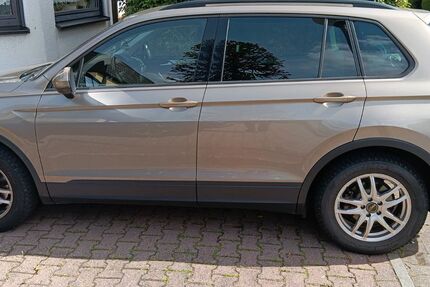 VW Tiguan 78.000 km 16.900 &euro; Bad Schönborn 76669