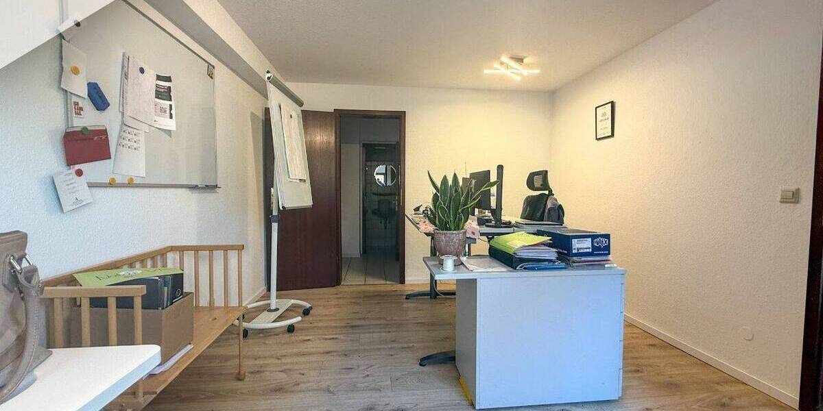 PREMIUM-LAGE: Reihenhaus mit ELW am Durlacher Geigersberg 4 zimmer