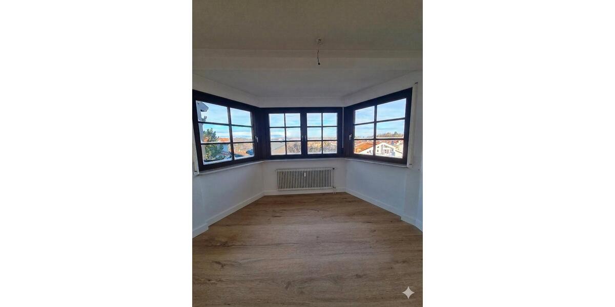 Etagenwohnung Karlsbad - 3 Zimmer, 90 m&sup2;, 990&euro; | Angebot:26702464