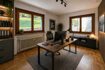 Wohnen wie im eigenen Haus – großzügige 6,5-Zimmer-Wohnung in zentraler Lage - Etagenwohnung Höfen an der Enz Höfen (Enz) | Angebot:27278658