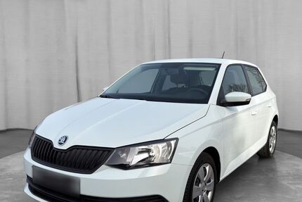 Skoda Fabia 74.000 km 8.999 &euro; Wörth 76744