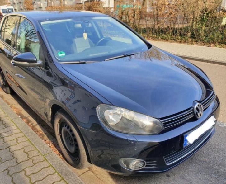 VW Golf 170.624 km 5.700 € Karlsruhe 76185