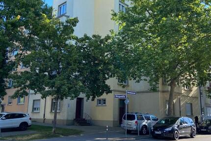Wohnung Pforzheim Weststadt - 2 Zimmer, 65 m&sup2;, 590&euro; | Angebot:25253396