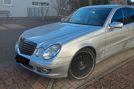 Mercedes-Benz E 280 94.500 km 9.990 &euro; Karlsdorf-Neuthard 76689