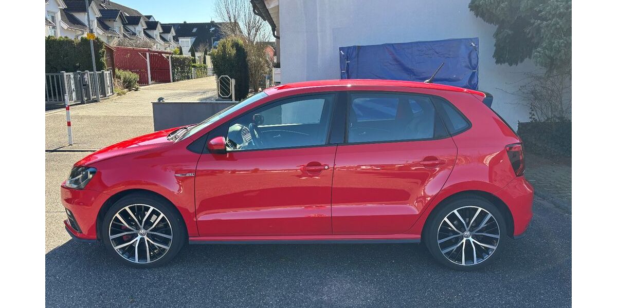 VW Polo 96.000 km 12.800 &euro; Stutensee 76297