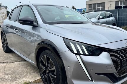 Peugeot 208 19.000 km 15.990 &euro; Germersheim 76726