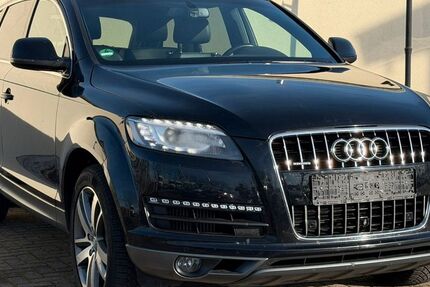 Audi Q7 214.000 km 15.999 &euro; Au am Rhein 76474