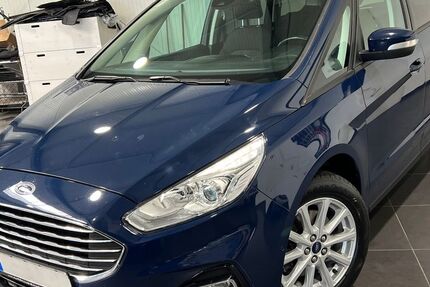 Ford Galaxy 89.000 km 24.995 &euro; Bretten 75015