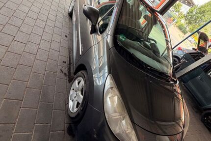 Peugeot 207 192.000 km 2.890 &euro; Neulingen 75245