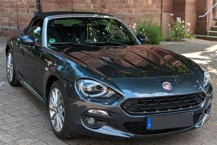 Fiat 124 Spider