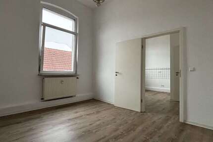 Wohnung zum Mieten in Karlsdorf-Neuthard 350 € 27.14 m² 2 zimmer