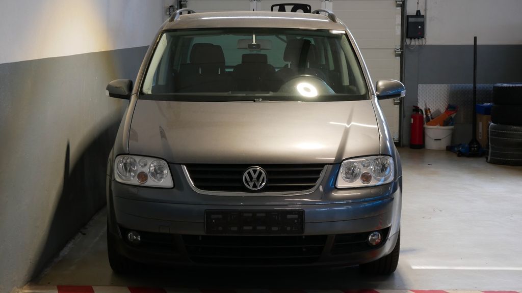 VW Touran 226.655 km 1.990 &euro; Hagenbach 76767