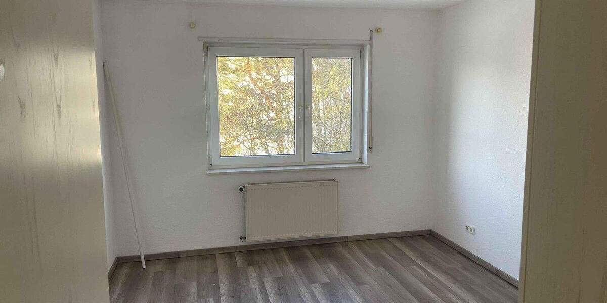 Etagenwohnung Landau - 3 Zimmer, 62 m&sup2;, 185.000&euro; | Angebot:25720704