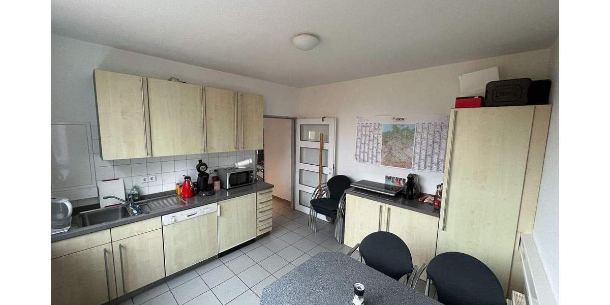 Gewerbeobjekt Karlsruhe Neureut - 7 Zimmer, 1.950&euro; | Angebot:25769799