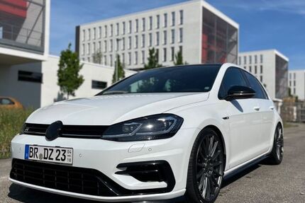VW Golf 51.000 km 30.600 &euro; Waghäusel 68753