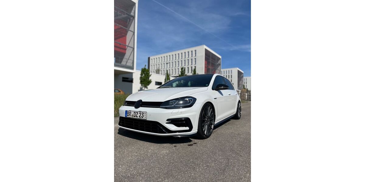 VW Golf 51.000 km 30.600 &euro; Waghäusel 68753