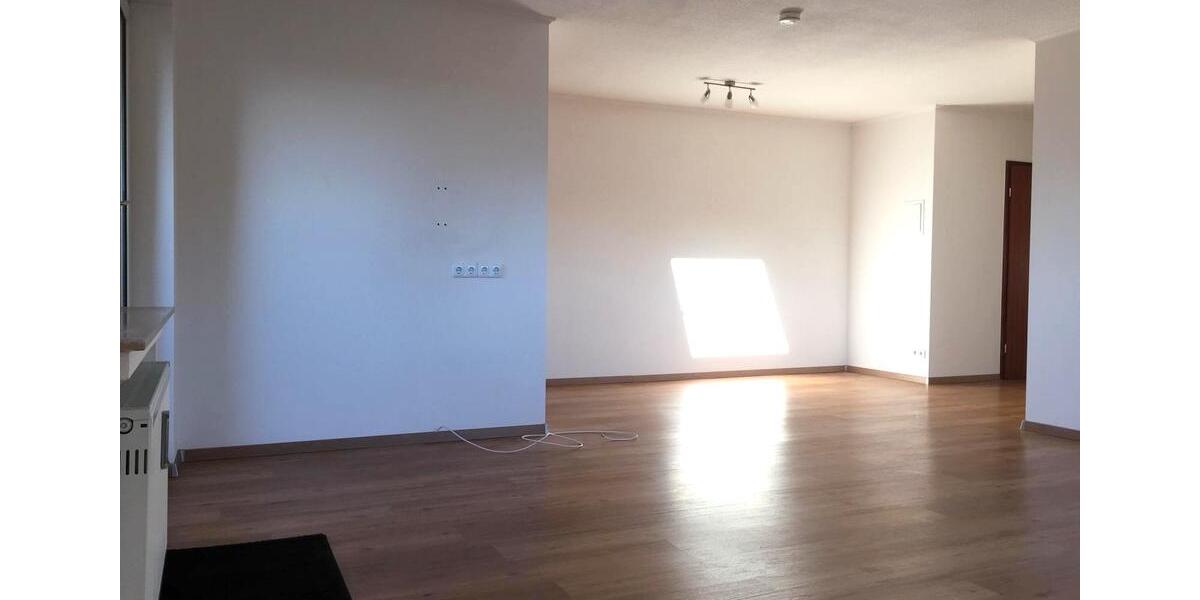 Dachgeschoßwohnung Baden-Baden Balg - 2.5 Zimmer, 83 m&sup2;, 260.000&euro; | Angebot:26941734
