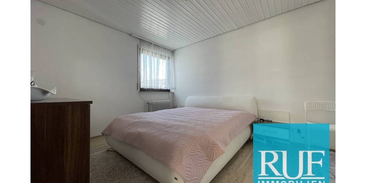 Reihenmittelhaus Pforzheim Eutingen - 4 Zimmer, 110 m&sup2;, 360.000&euro; | Angebot:25997914