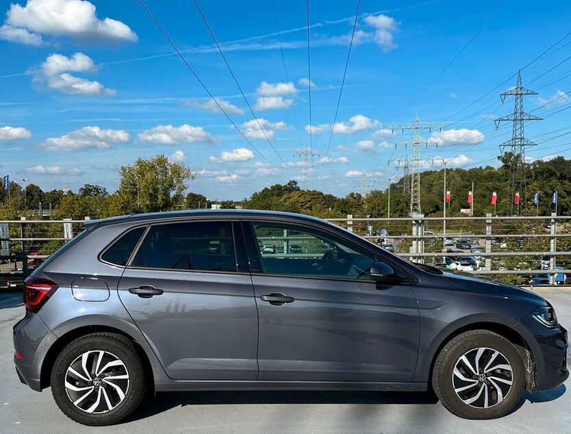 VW Polo 30.700 km 20.500 € Karlsruhe 76137