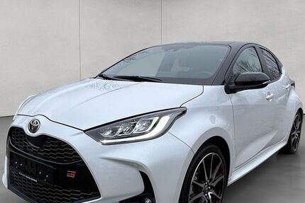 Toyota Yaris 28.633 km 22.790 &euro; Karlsruhe 76227