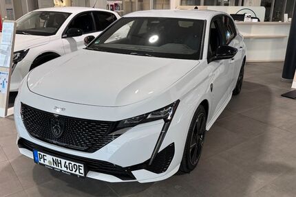 Peugeot 308 9.900 km 29.900 &euro; Pforzheim 75177